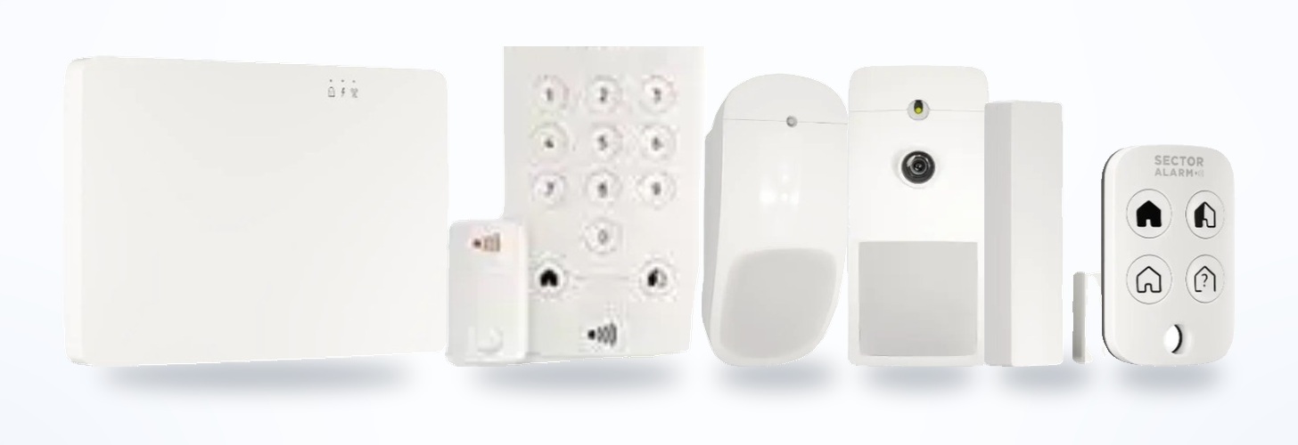 Dispositivos del Kit Básico: central, teclado, detector de movimiento, detector con cámara, contacto de apertura y llave
